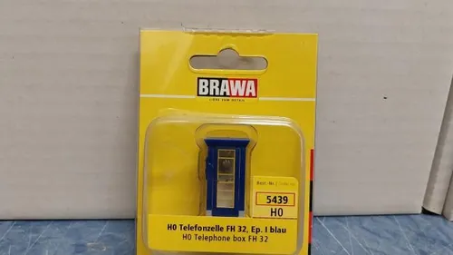 Brawa Telefonzelle, blau, beleuchtet blau Ep.I