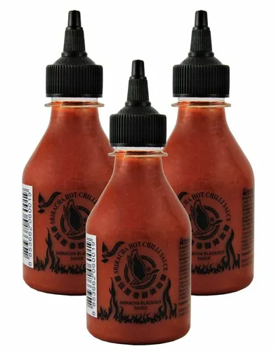 [ 3x 200ml ] Sriracha Hot Chilli BLACKOUT /EXTREMELY HOT Chilisauce