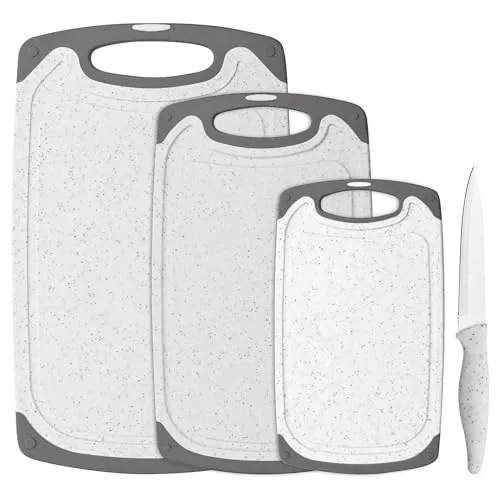 GRÄWE Schneidebrett mit scharfem Messer, 4-teilig, rutschfest, mit Saftrillen, antibakterielles Set, 3 Größen, Frühstücksbrettchen, Schneidebretter, BPA-frei, Spülmaschinengeeignet, Weiß