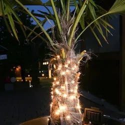 LED Solar Drahtlichterkette - 360 warmweiße LEDs, 18m mit Dämmerungssensor - Weihnachtsbeleuchtung mit 360 warmweißen LEDs, 8 Funktionen und Solarbetrieb für kreative Außen- und Innen-Dekoration.