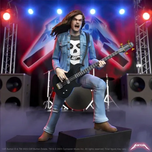 SUPER7 METALLICA ULTIMATES CLIFF BURTON ACTIONFIGUR - Action-Figur von Cliff Burton, detailreich gestaltet und ideal für Sammler. Perfekt zum Ausstellen oder Spielen.