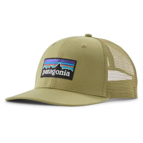 Patagonia P-6 Logo Trucker Hat - Oliv - Robuste Trucker-Cap in Oliv, Größe One Size, ideal für den Alltag. Hergestellt aus 100% Baumwolle für hohen Tragekomfort. Entdecken Sie weitere Angebote von Patagonia auf Bergfreunde.de!