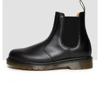 Dr. Martens 2976 Chelsea Boot Black Smooth EU 39 - Wanderschuhe mit elastischen Einsätzen für einfachen Einstieg. Robustes Glattleder und luftgepolsterte Sohle bieten Komfort und Langlebigkeit – ideal für jeden Anlass.