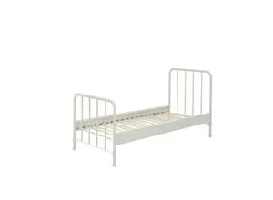 VIPACK Bronxx Jugendbett, stabil und romantisch, 90x200 cm - Kinderzimmermöbel: Hochwertiges Jugendbett von VIPACK mit stabiler Metallkonstruktion und romantischer Optik, ideal für ein sicheres und stilvolles Schlafzimmer.