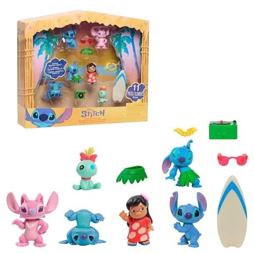 Just Play Stitch Movie Collectible 7 Figure Pack - Sammelfiguren-Set mit 6 Disney Lilo & Stitch-Figuren und 5 Zubehörteilen für kreativen Spielspaß. Ideal für unterwegs und perfekt zum Spielen sowie Ausstellen. Ein Muss für Disney-Fans ab 3 Jahren!