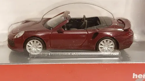 Herpa 038928-002 Porsche 911 Turbo Cabrio, rubinrot, NEU 1:87