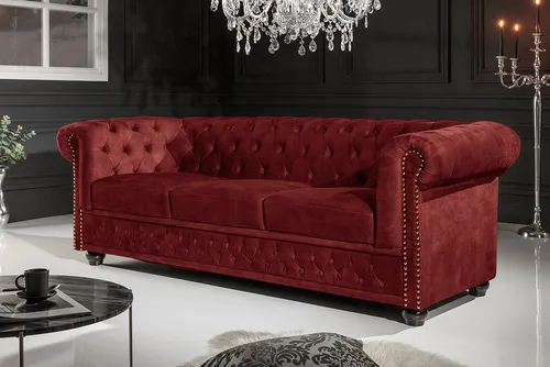 Elegantes riess-ambiente Chesterfield Sofa 205cm rot - Stilvolles 3-Sitzer Sofa mit hochwertiger Taschenfederkern-Polsterung und edlem Samtbezug – der perfekte Eyecatcher für Dein Wohnzimmer.