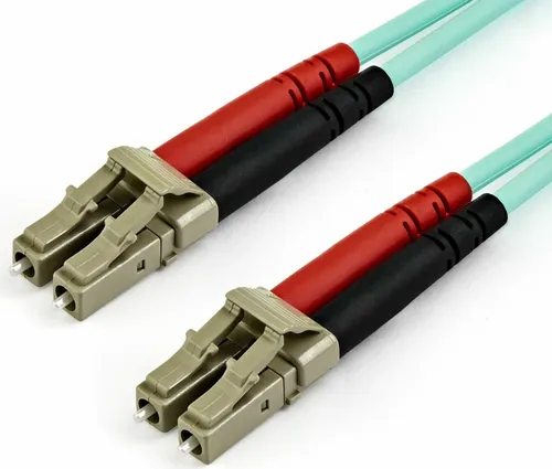 StarTech.com 15m OM3 LC Duplex Glasfaser-Kabel - Multimode-Faser-Kabel für schnelle Datenübertragungen bis 10Gb, halogenfrei und ideal für sichere Netzwerkverbindungen in Büros oder Rechenzentren.