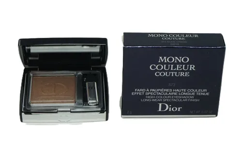 DIOR DIORshow Mono Couleur Couture Lidschatten 573 Nude Dress - Beauty Lidschatten mit langanhaltendem Finish und intensiver Farbwirkung, angereichert mit Aloe vera und Kiefernöl für eine cremige Textur.