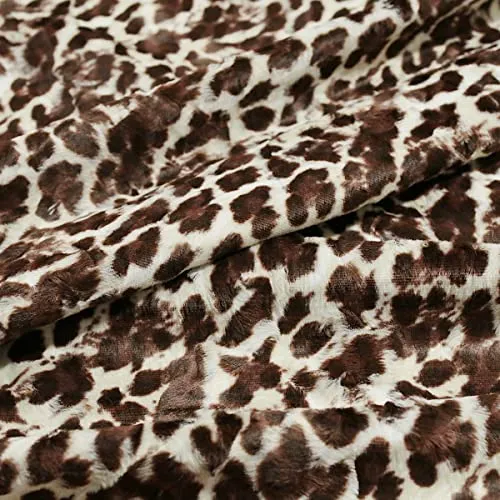 TOLKO 50cm Kunstfell | weicher Baumwollstoff mit 2mm Florhöhe | Kurzhaar Webpelz zum Nähen Dekorieren Basteln | 140cm breit Teddy Plüschstoff Pelzimitat Kunstfellstoff Meterware (Brauner Gepard)