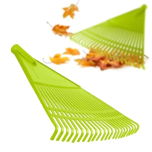 KADAX robuster Rechen aus Kunstsoff, Laubharke ohne Stiel, Breite Harke, Laubrechen, Gartenrechen, Laubbesen, Laubfächer, Fächerbesen, Laubfeger (Dreieckig grün 60cm)
