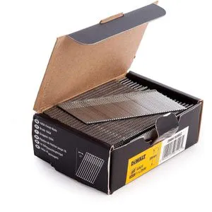 Nägel Grün von DeWalt