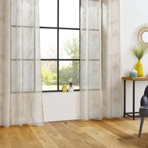 Gardine für Wohnzimmer LEAF, 140 x 240 cm - Elegante Gardine mit Blätter-Motiv, ideal für stilvolle Wohnräume, aus pflegeleichtem Polyester und in sanftem Beige.