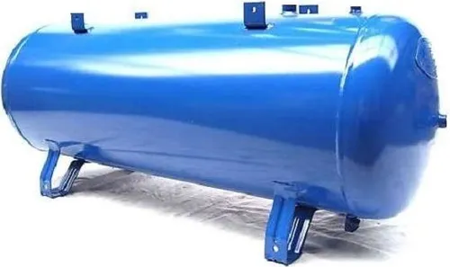 Druckluftbehälter liegend 150L 11bar - Robuster Druckluftbehälter mit 150 Litern Inhalt und 11 bar Druck. Ideal als Austausch- oder Beistellkessel, gefertigt in der EU mit geprüfter Qualität und vielseitigen Anschlussmöglichkeiten.