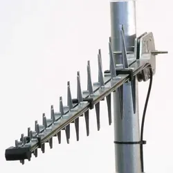 Allnet GSM-Antenne 11dbi Yagi/Mast mit 7m Kabel von Poynting
