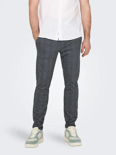 ONLY & SONS Slim Fit Chino Hose für Herren - Wanderhosen aus bequemer Materialkombination, ideal für aktive Freizeitaktivitäten und lässige Outfits.