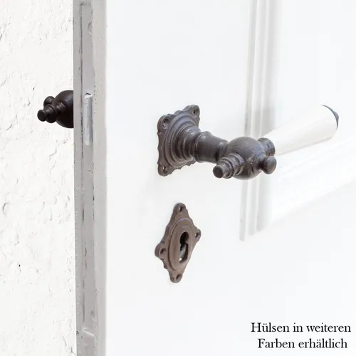 Drückergarnitur für Zimmertüren, Porzellangriff | BB | Eisen braun - Elegante Drückergarnitur aus robustem Eisen in braun. Ideal für Zimmertüren, bringt Stil und Funktionalität in Ihr Zuhause.