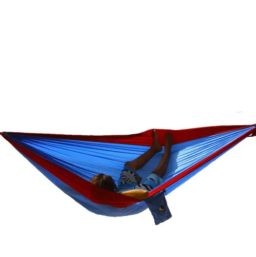 Ticket to the Moon Reisehängmatte hellblau-rot - Hängematten aus atmungsaktiver Fallschirmseide, wetterfest und handgefertigt auf Bali, ideal für entspannte Momente im Freien.