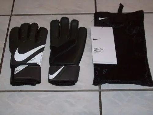 Nike Unisex Goalkeeper Match Torwarthandschuhe, Black/White/White, Größe 8 - Torwarthandschuhe für Unisex-Erwachsene, bieten optimalen Grip und Komfort, ideal für Training und Spiele.