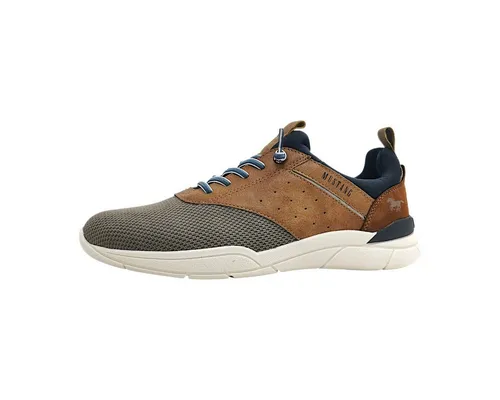 Mustang Shoes Slip-On Sneaker – Freizeitschuh mit Markenlabel - Herren-Slipper in Größe 41, aus hochwertigem Lederimitat, mit Gummizug für einfachen Einstieg und bequemem Tragekomfort. Ideal für lässige Freizeitlooks.