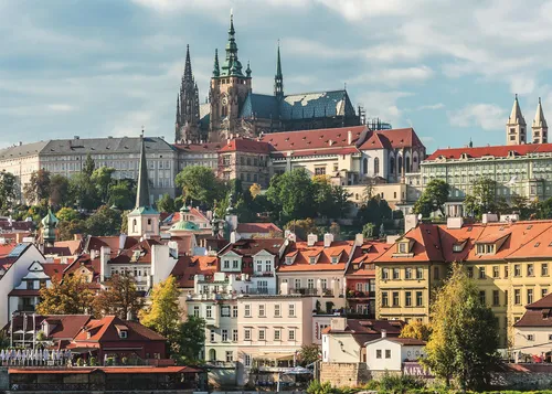 RAVENSBURGER Puzzle Č eská kolekce: Praž ský hrad 1000 dílků