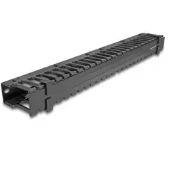 DeLOCK 19′′ Kabelmanagement Rangierpanel mit 3 Öffnungen 1 HE schwarz