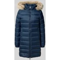 Tommy Jeans Steppmantel TJW ESSENTIAL HOODED DOWN COAT - Funktionsjacke mit abnehmbarer Kapuze und Fellimitat, wärmend und stylisch für kalte Tage, ideal für den Alltag.