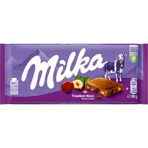 Milka Trauben-Nuss Schokolade 90g - Vollmilchschokolade mit köstlichen Trauben und Haselnüssen, ideal für alle Süßigkeiten-Liebhaber und perfekt für jede Gelegenheit.