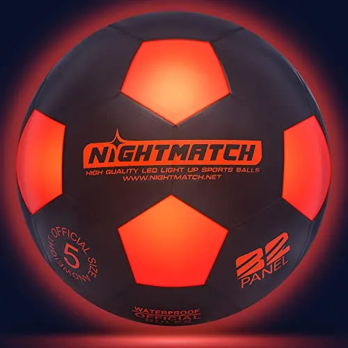 NIGHTMATCH LED Leuchtfußball – Offizielle Größe 5, Wasserdicht, Ideal für Nachtspiele