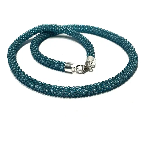 sommerliche Häkelkette, hellblau, mit 925/- Verschluß 50 cm Handarbeit