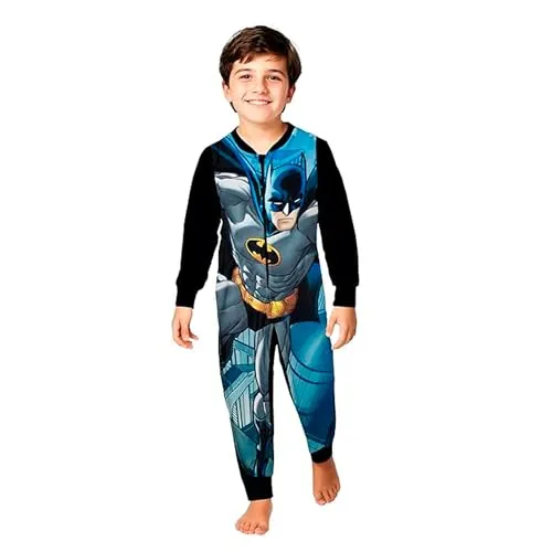 DC Comics Batman Jumpsuit für Jungen - Bequemer Overall Pyjama - Schlafoveralls für Jungen, ideal für entspannte Nächte. Der Batman Jumpsuit aus hautfreundlichem Microfleece bietet hohen Tragekomfort und hält warm.