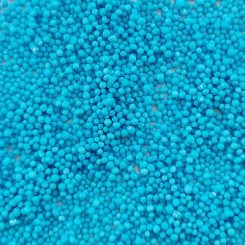 Streuselheld Nonpareille Hellblau 120g Streusel zum Dekorieren und Verzieren von Gebäck aller Art wie Torten Kuchen Keksen 120g Zuckerstreusel