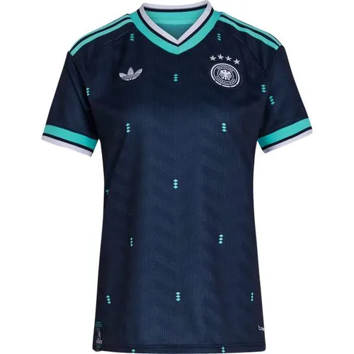 ADIDAS Damen Trikot Deutschland 26 Auswärts - Feiere die deutsche Fußballgeschichte mit dem ADIDAS Damen Trikot Deutschland 26 Auswärts. Ideal für Sport und Freizeit, sorgt die Climacool-Technologie für ein angenehmes Tragegefühl und optimale Bewegungsfreiheit.