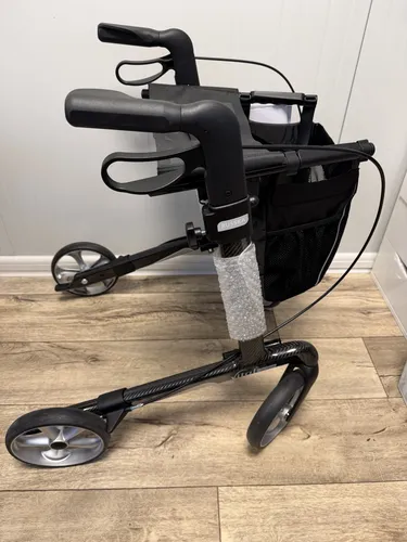 Russka Vital Carbon Rollator