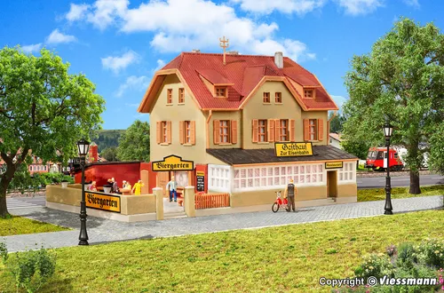 Kibri N 37114 - Gasthaus zur Eisenbahn mit Biergarten Bausatz Neuware Messepreis
