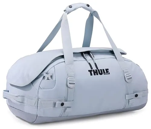 Thule Reisetasche Duffel 40L - Taschen mit Rucksackfunktion, aus langlebigem, wasserabweisendem Material und recycelten Bestandteilen für umweltbewusste Abenteurer.
