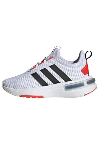 ADIDAS Kinder Freizeitschuhe Racer TR23 Kids - Sneaker mit Cloudfoam Dämpfung für höchsten Komfort und griffiger Gummiaußensohle für sicheren Halt. Umweltfreundlich mit mindestens 50 % Recycling-Anteil im Obermaterial.