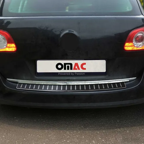 OMAC Ladekantenschutz VW 7538095CF - Edelstahl Ladekantenschutz für VW, schützt die Kante beim Beladen und verleiht einen eleganten Chrom-Look.