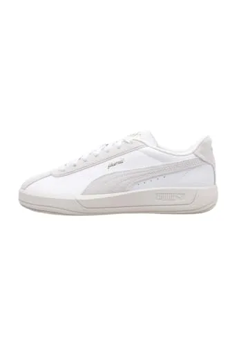PUMA Damen Club KLASSIKA Sneaker, White-WARM White Gold, 42 EU - Damen-Sneaker mit regulärer Breite und Schnürung, zeitloses Design mit PUMA Formstrip für stilvolle Auftritte.