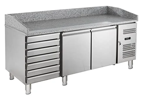 GastroHero Pizzatisch ECO 2/7 - Edelstahl mit Granitplatte - Kühlschränke mit 2 selbstschließenden Türen und 7 Schubladen, umweltfreundlich und energieeffizient, ideal für Gastronomie mit robuster Bauweise und einfacher Reinigung.