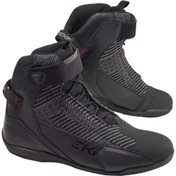 Modeka Flyne Motorradschuhe schwarz grau Gr. 44 - Motorradstiefel mit innovativen Fly Knit Materialien für Langlebigkeit und Flexibilität. Ideal für Sicherheit und Komfort dank verstärkter Protektoren und atmungsaktivem Mesh.