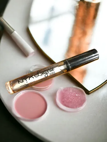 NYX Prof. Makeup Lip Lingerie Gloss LLG01 Transparent 3,4ml