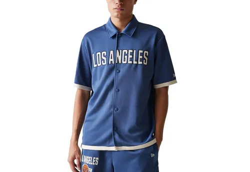 New Era Snap Button Shirt - WARUM UP Los Angeles Lakers - M - Sportliches Herren-T-Shirt in Lila, Größe M, mit Rundhalsausschnitt und kurzem Arm. Ideal für Fans der Los Angeles Lakers – perfekt für den Sommer!