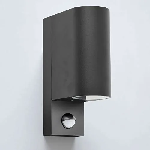 max K O M F O R T Aussenwandleuchte schwarz mit Bewegungsmelder - Hochwertige IP44 Wandleuchte mit 2x GU10 Fassung, ideal für Sicherheit und Stil im Außenbereich. Perfekt für Terrasse, Garten und Eingangsbereiche.