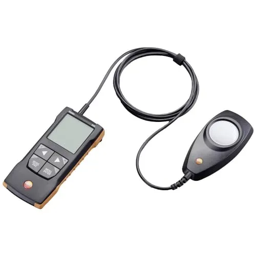 Testo Luxmeter 545, 0563 1545 – Präzises Luxmeter für LED bis 100.000 Lux - Lichttechnik mit externem Sensor und In-App-Konfiguration. Ideal für präzise Messungen der Beleuchtungsstärke, inklusive Speicher und akustischem Alarm.