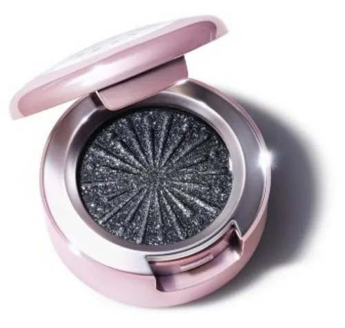 MAC Extra Dimension Eyeshadow Powder Silver Bells 1.3 g - Make Up, hochpigmentierter Lidschatten mit schimmerndem Finish für einen strahlenden Augenblick.