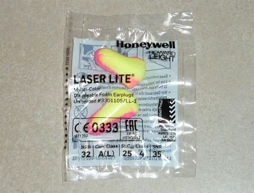 Honeywell Ohrstöpsel Laser Lite 1013047 - 200 Paar, SNR 35dB - Gehörschutz mit SNR 35dB, aus weichem Schaumstoff für hohen Tragekomfort und einfache Handhabung. Ideal für den Einsatz bei der Arbeit.