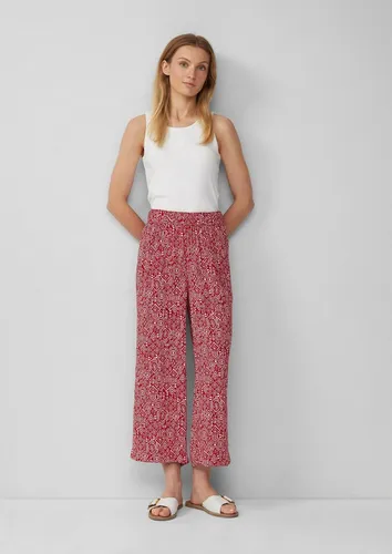 s.Oliver Culotte aus Viskose mit Elastikbund - Modische Culotte mit mittelhohem Elastikbund und fließendem Stoff. Der stylische Alloverprint verleiht jedem Outfit einen besonderen Akzent. Ideal für lässige und elegante Looks.