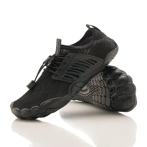 Freiluftkind Tokai Barfußschuhe Schwarz EU 48 - Herren-Kampfsportschuhe mit hoher Rutschfestigkeit für jedes Abenteuer. Ideal für gesundes Gehen und Training, fördert eine aufrechte Haltung und beugt Schmerzen vor.