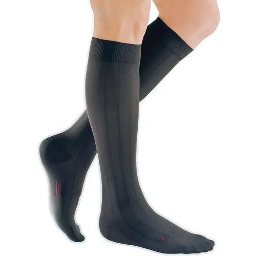 mediven® For Men CCL2 Kompressionsstrümpfe kurz (34-38 cm) - Sportsocken mit modischem Business-Ripp-Design und anatomischer Fußspitze für hohen Tragekomfort. Ideal bei venösen Erkrankungen - für Alltag und Beruf.